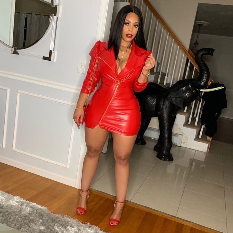 fatheels:  fletchertrowan: postbadchicks:    Red DressKiller  👠👠👠Fat Heels❤️❤️❤️❤️