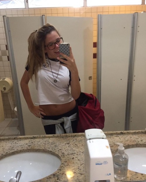 http://streetgrl.tumblr.com/post/157327521502