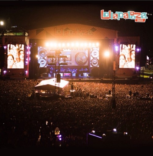 imrapgod:  King Mathers - 12/03/2016 Lollapalooza  OMG!! I WAS THERE. I STILL DONT BELIEVE I SAW EMINEM IN PERSON SINGING ON THE STAGE ALMOST IN FRONT OF ME.