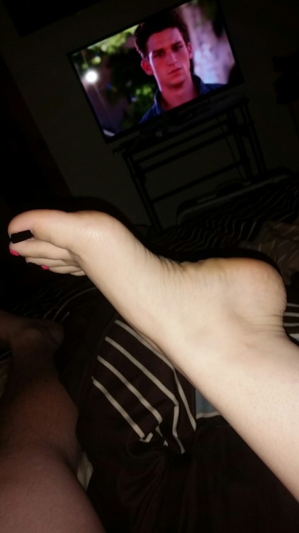 wifesbody: Wifes sexy feet after I painted them I got horny her feet are so sexy and soft