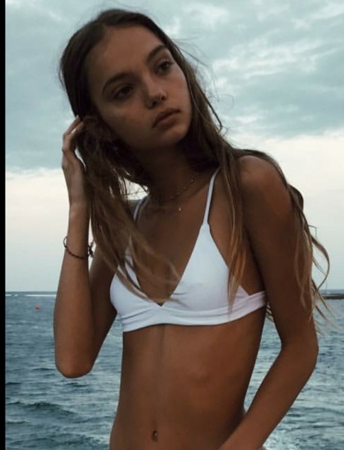inka-williams-only-me: This Bikini Top Fit adult photos