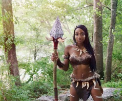 oddkittenkay:  “Here mousey mousey mousey…🐯🐭”   Had the pleasure of finally shooting my Nidalee with L. Brumback. You can find him on Facebook here: facebook.com/deedoppictures 