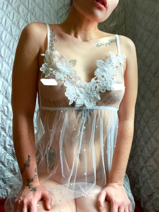 scorpionsandhoney:Find me with the faeries🧚🏼‍♂️🌿2.16.21(Do adult photos