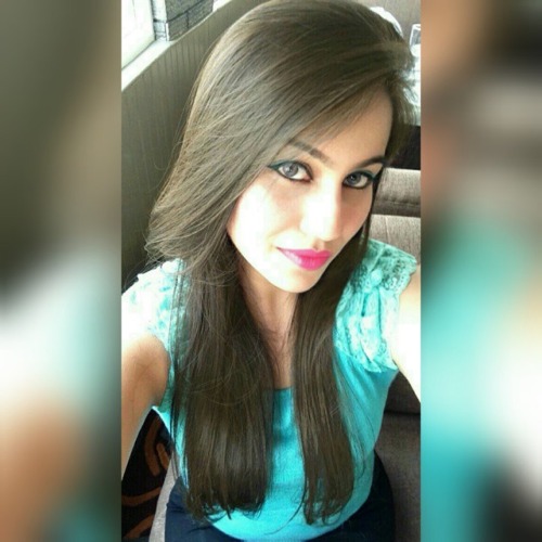 vaishnavali:  Wow! She is from chennai! My friends daughter. Omg can’t believe it’s someone I know. Milk white skin. So sexy.
