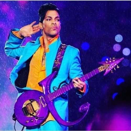 clubromero:  Wow another legend gone. Rest In Peace to his Purple Majesty. #WhenDovesCry #Prince #RI