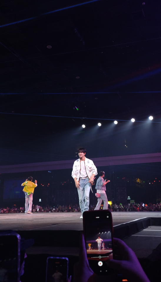 SAW MY BABE ON MONDAY OMG HAECHAN 