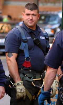 nbtxchaser:  New York hot fire fighter bull 