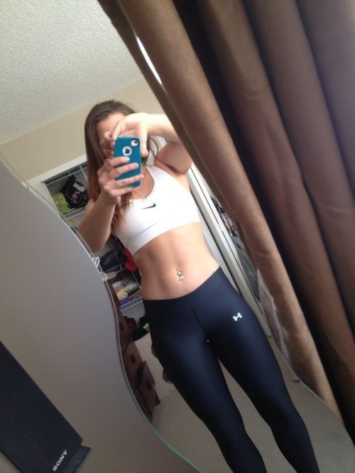babezinyogapants:  Yoga Pants