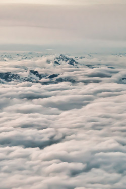 man-and-camera:  Sea of Clouds ➾ Luke Gram