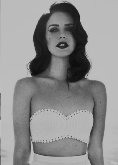 delrey4ever:Lana Del Rey photographed by Mark Williams and Sara Kirakawa for Fashion Magazine 2013.