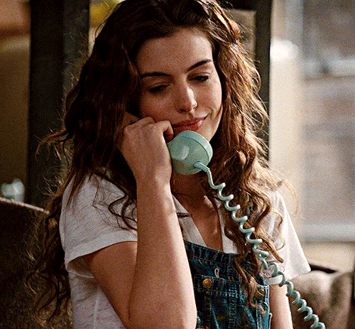 witch:Anne Hathaway in Love & Other Drugs (2010) dir. Edward Zwick