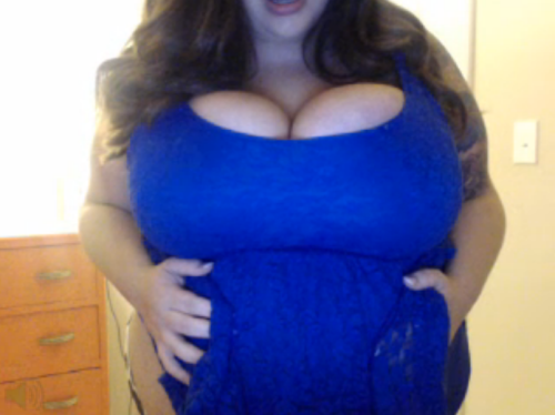 temptedbyangel:  “I don’t have a butt” - housewifeswag I see a butt anyone else?