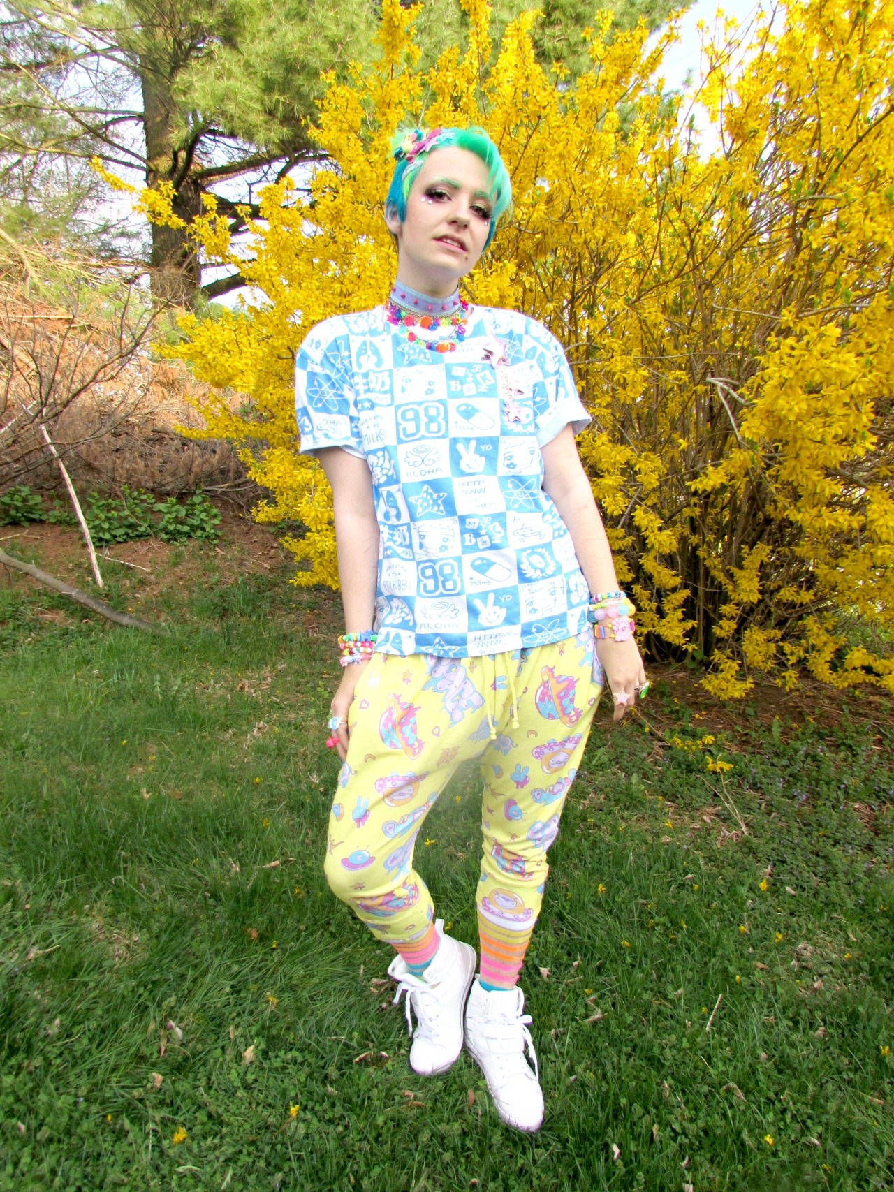 mahouprince:  springtime alien prince look ~~!! ⁽⁽ૢ(⁎❝ົཽω❝ົཽ⁎)✧top: