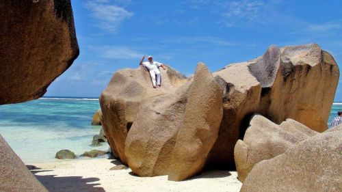 #Seychelles #seychellesisland #ladigueisland #ansesourcedargent #beach #ocean #ladigue # (at Seychel