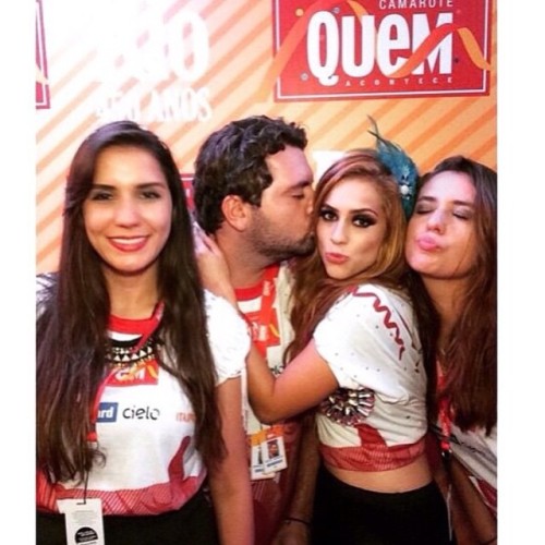 sambalipos:Últimas atualizações da Sophia no Instagram.