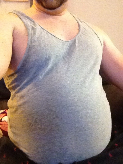 fatguyworld:  bigdudesarehot:  I feel big today  Looking plump