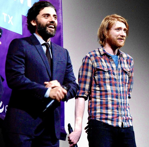 oscarisaacappreciationsociety: “Ex Machina” screening at SXSW in Austin, TX, 2015. Never forget.