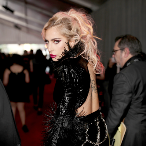 kit-harington:Lady Gaga attends The 59th GRAMMY Awards at STAPLES Center on February 12, 2017 in Los