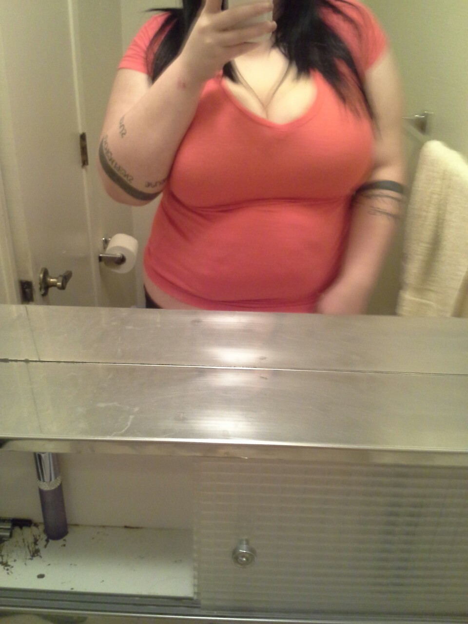 thickthighswillsavelives:  I am so cute, with my cute tits and my cute tummy and
