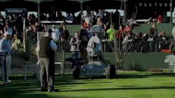sizvideos:  Robot makes hole-in-one - Full