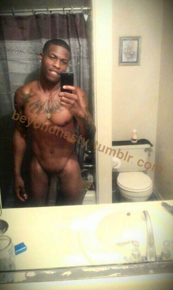 freekykev:  beyondnasty:  Pretty lips freak who likes bad ass transwoman and natural