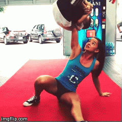 fitnessgifs4u:  allthesegainz:  crossfitters:  Staci Svanvonno  Wtf..  OMG… 