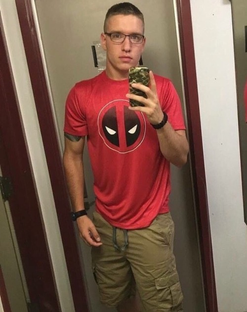 in2str8guys: Str8 Marine Guy - Corey. (21, 6’ 1”, 183 lbs, 7”, top)