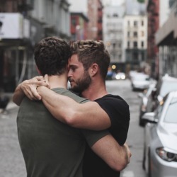 gayguynextdoor2:  Love is love …