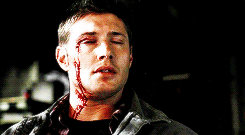 sayumwinchester:  Dean Winchester + seeing Sam with girls 