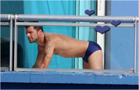 malecelebbuttlover:  Ricky MartinPuerto-Rican singer and actor