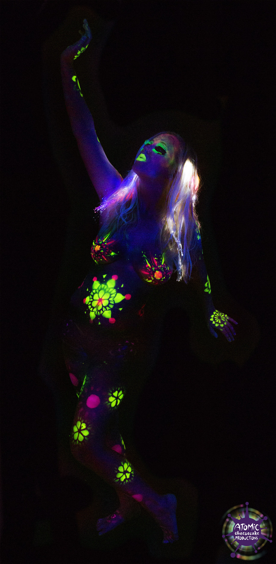 lindseywindfall:  Blacklight liquid latex &amp; light!Â   Photos By: Ryan Suits,