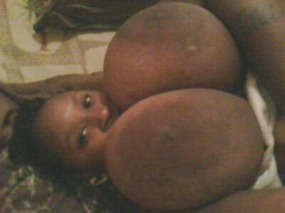 hugeheavytits:  http://hugeheavytits.tumblr.com/  Awesome is an understatement!!