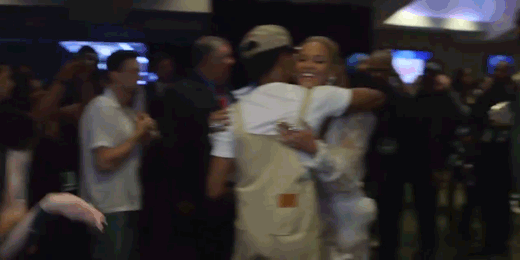 darkestnighthour:  Beyoncé interrupts Chance the Rapper during a backstage interview
