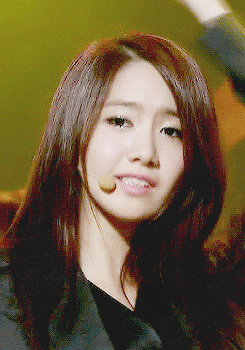 la-rosa-del-sur:    bias/era: yoona/the boys for anon  