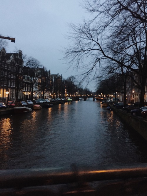 spxce-girl:  Amsterdam at night.
