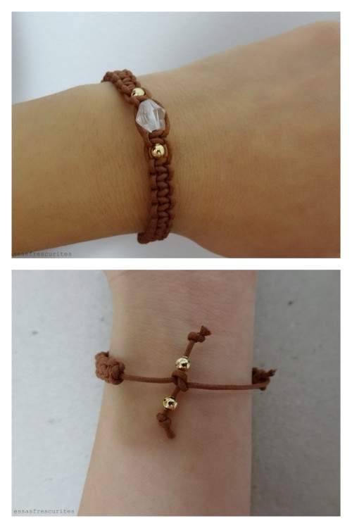 DIY Easy Knotted Friendship Bracelet Tutorial from Essas Frescurites.Simple tie closure and a clear 