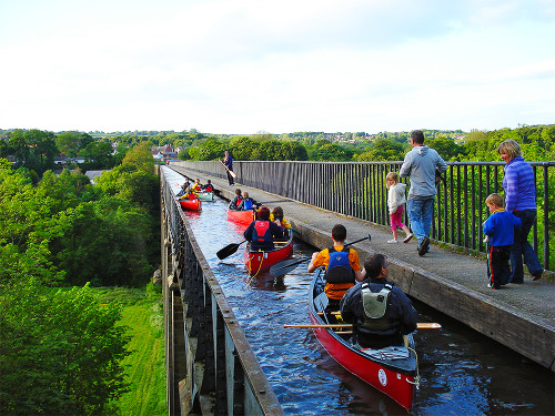 discovergreatbritain:  Pontcysyllte Aqueduct The incredible feat of Victorian engineering that allows you to row and sail on a canal barge 125 feet above the ground. Find out more here(Second image source - wrexham.com)