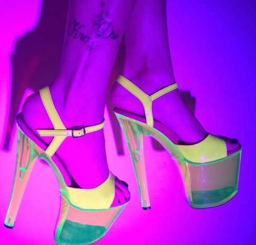 bimbo heels