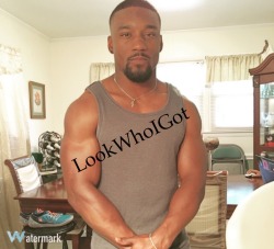 texaslove2013:  tlow26:  blkbugatti:  lookwhoigot:  My man of Steel🏋🏿Rock Solid baby!!!🍆🍰💪🏾💪🏾❤️❤️   🔥  Yes sir mmm set brother  Follow me: http://texaslove2013.tumblr.comThanks to all of my 60,000+ followers!!! 🍆🍆🍆🍆