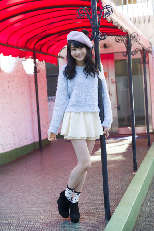 shishamoblue:  zoomic.jp 魚住誠一オフィシャルWEBサイト - » ModelTalks「久間田琳加」vol.2- 久間田琳加