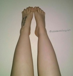 akittensthoughts:  I think my feet are adorable.