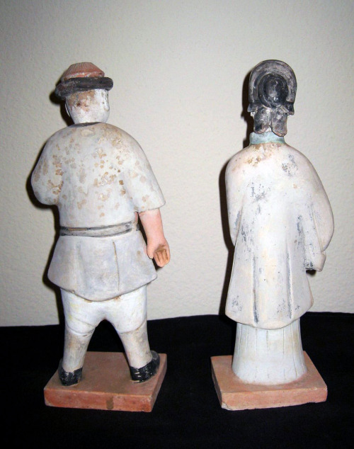 Yuan dynasty figurines