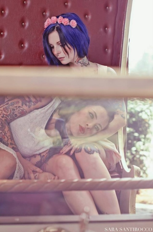 psychotic-riaeaction:  Ph: Sara Santirocco Models : Riae & Eden