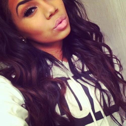 hellyeahstaybeautiful:  hellyeahstaybeautiful 