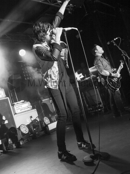 myles-wright-photography:  Another of Kellin Quinn in Nottingham with Sleeping With Sirens. 