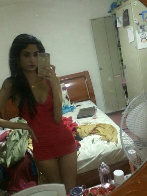 hdcwhatsapp:  Beautiful Desi Girl naked selfies - Part 1 