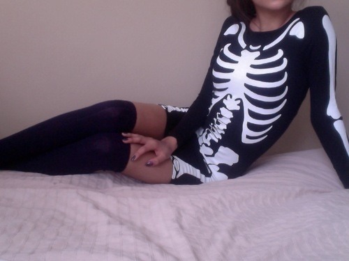 beautyofpale:  Pretty pale