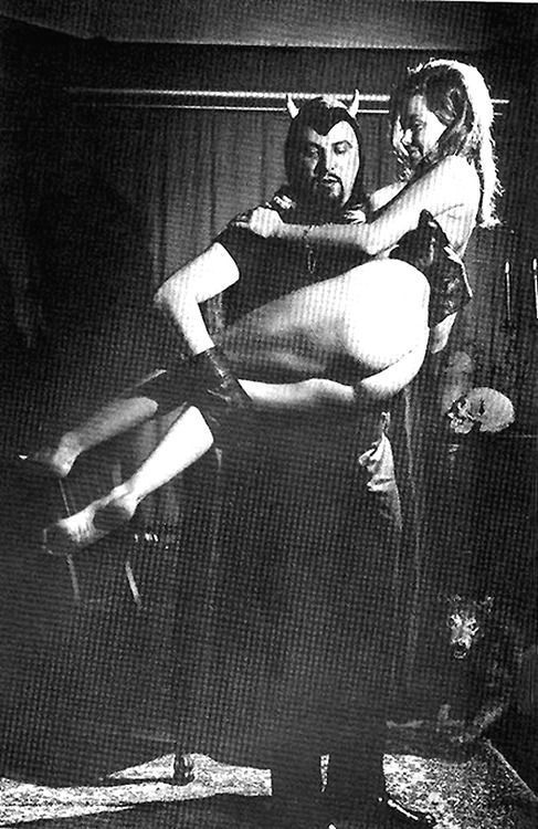 iglesiadesatan:  Anton Szandor LaVey, fundador de la Church of Satan.