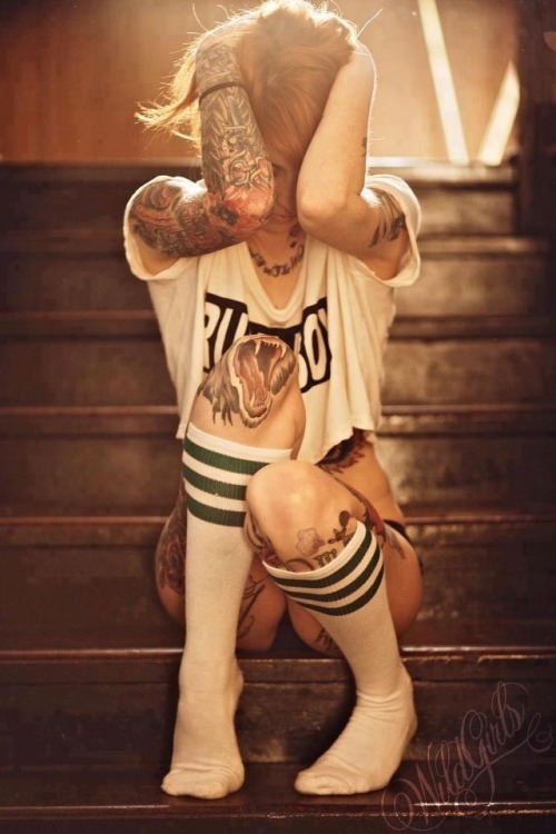 Ink - Beer - Babes adult photos