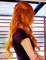 queenmallia:Clary Fray + hairporn